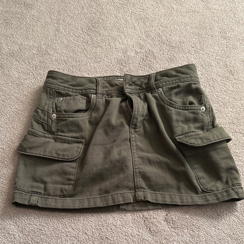 Kara Cargo Skort